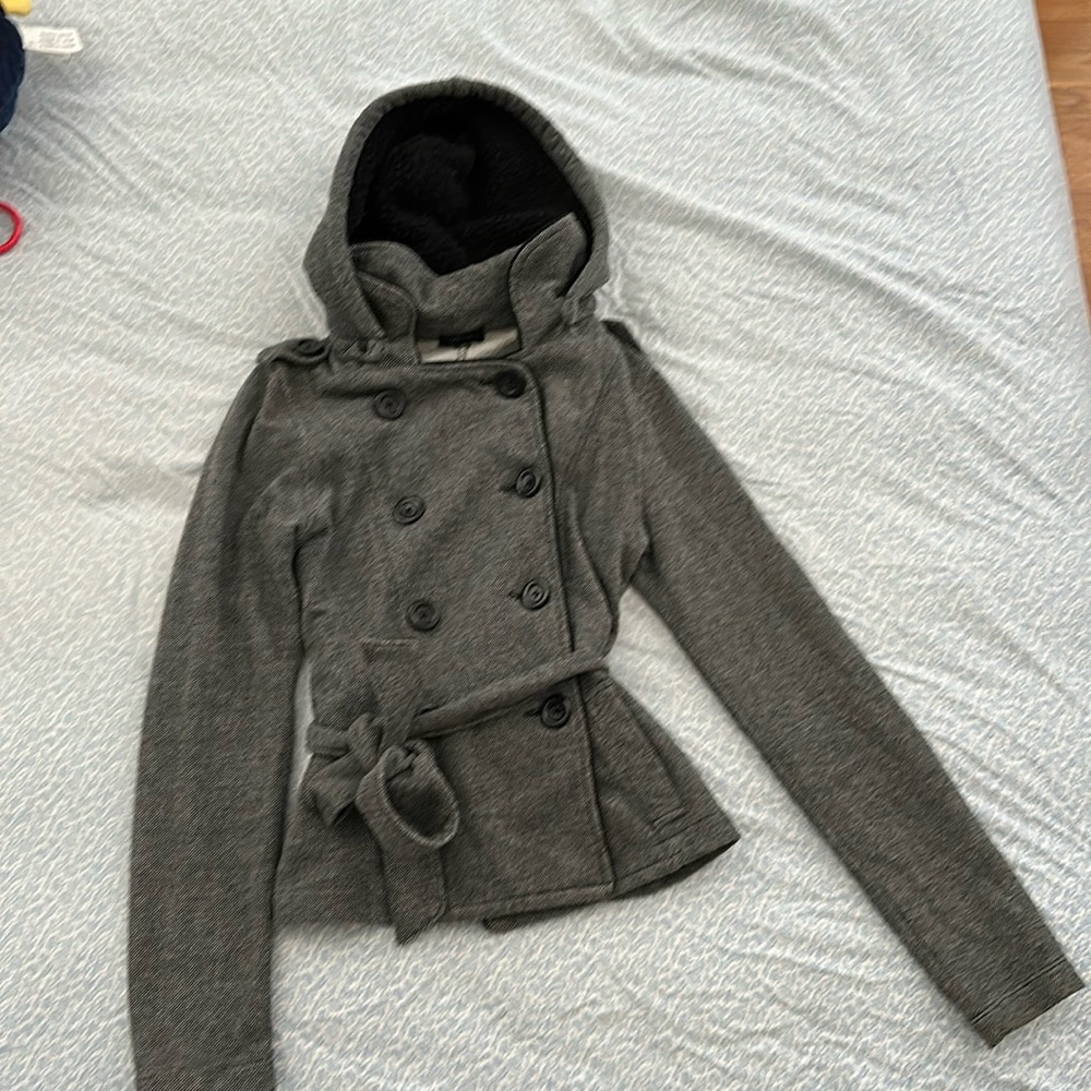Guess sweater jacket with detachable fleece hood, size small